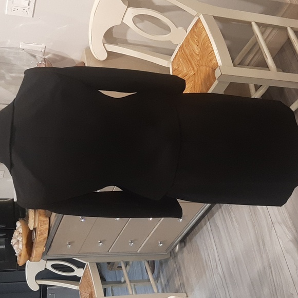 Tahari black suits set of 2 - Picture 6 of 14